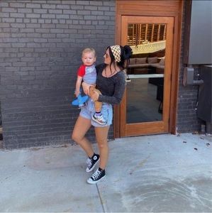 Meet your Posher, Abbey